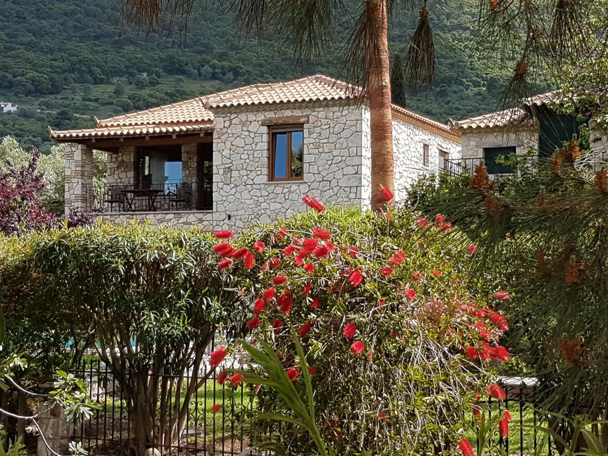 Castello Bellos Villas&Apartments Keri Esterno foto