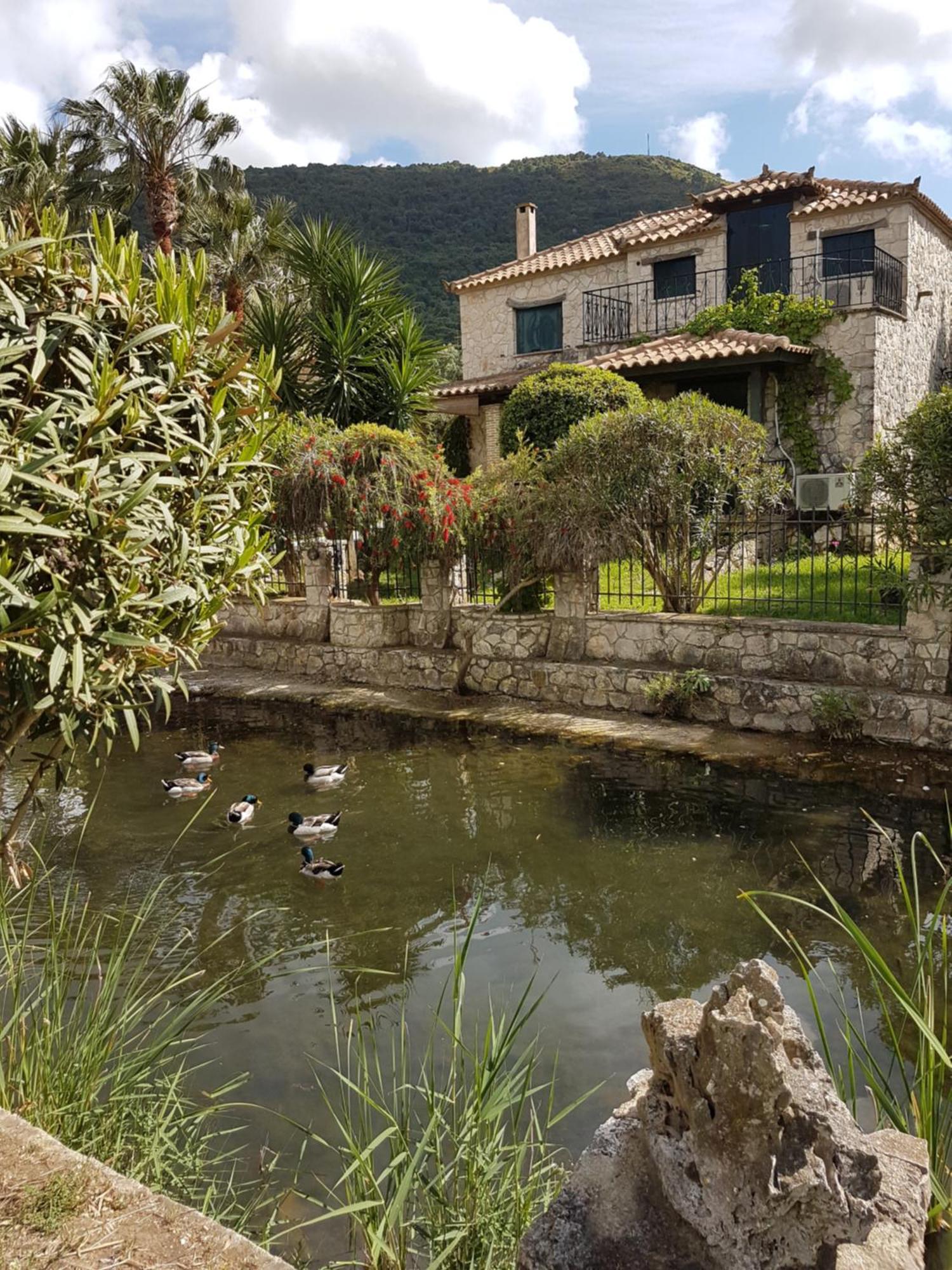 Castello Bellos Villas&Apartments Keri Esterno foto