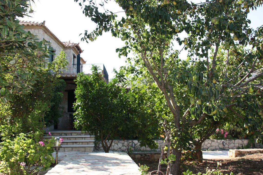 Castello Bellos Villas&Apartments Keri Esterno foto